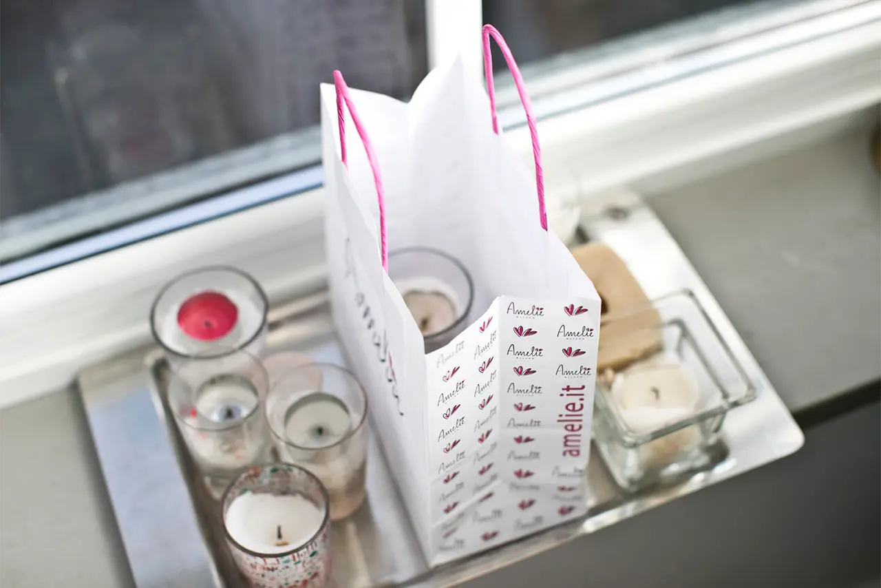Shopping bag carta manuale, personalizzata "Amelie" | PG Plast | Produzione shopper, shopping bags, borse personalizzate per negozi e boutique